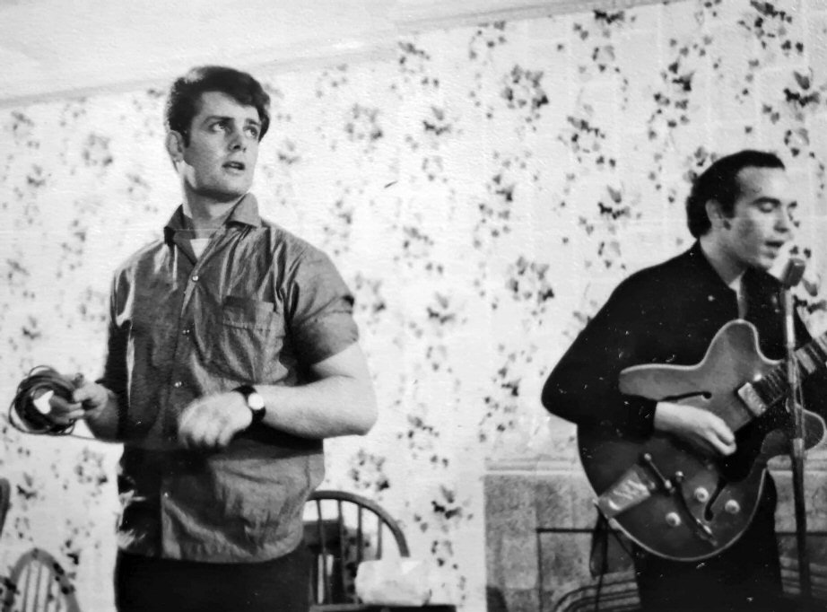 20220505_192012 Richie & Bob in rehearsals 